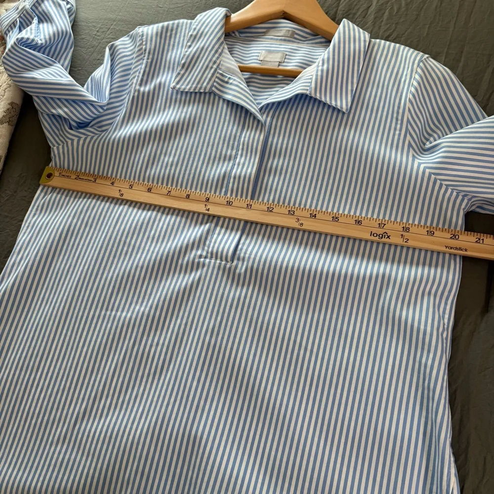 Chico’s No-Iron Chic Stretch Striped Blouse. Size 8/ Chico’s 1. - Picture 9 of 10